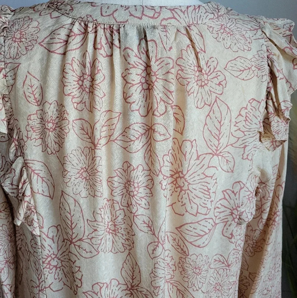 Anthropologie, New Current Air Cream Pink Floral Ruffle Blouse Top Size Large - Picture 9 of 15